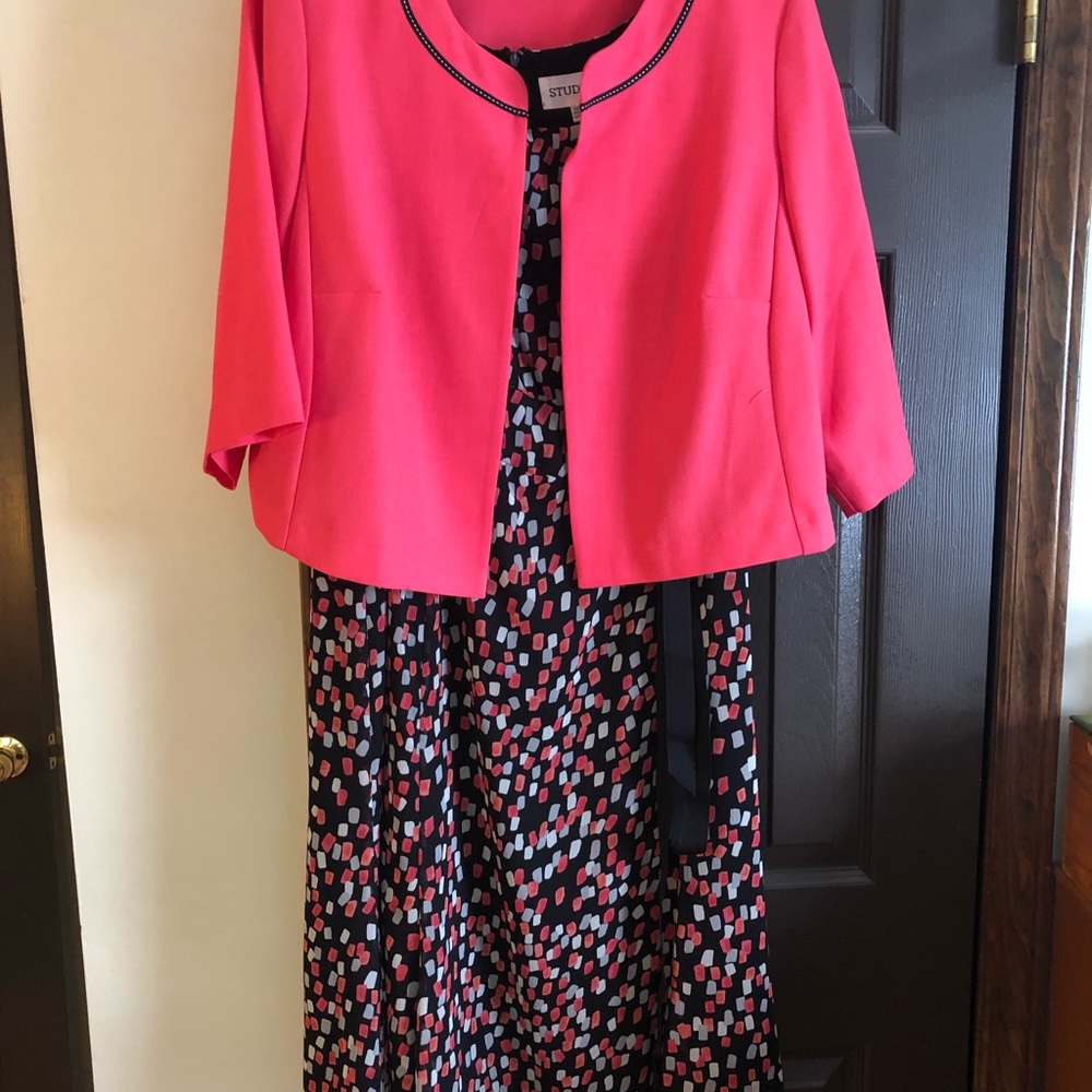 Studio I  sleeveless dress with jacket